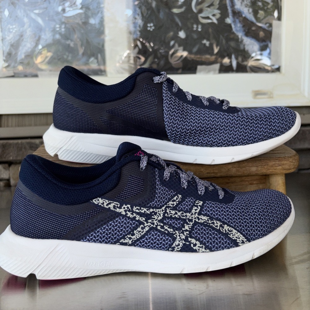 ASICS Womens running Nitrofuse Running Cross Training Blue SHOES Size 9.  T7E8N